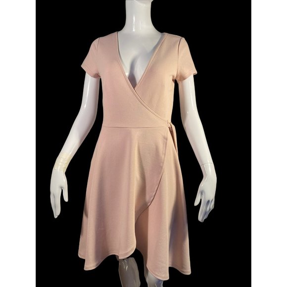 Valladar Dresses & Skirts - VILLADAR FAUX WRAP LIGHT DUSTY PINK DRESS (EUC)